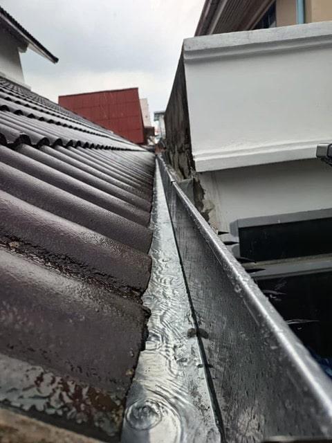 บริการติดตั้งรางน้ำฝน ไวนิล รางน้ำฝนแสตนเลส ในเกาะสมุย