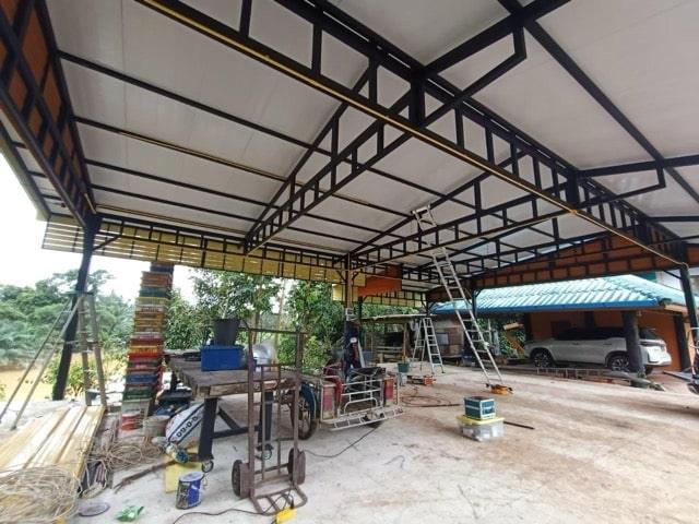 งานเดินสายไฟใหม่ในเกาะสมุย