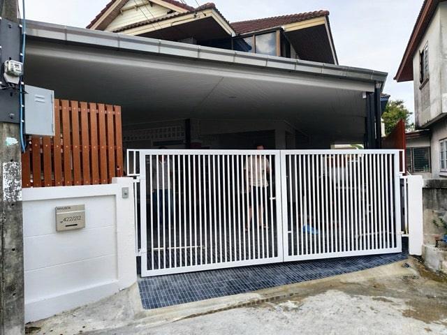 ประตูรั้วรีโมท บานสวิงที่ติดตั้งสำเร็จในเกาะสมุย